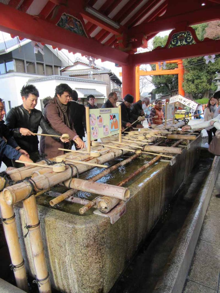 Fushimi Inari - rituál očisty rukou